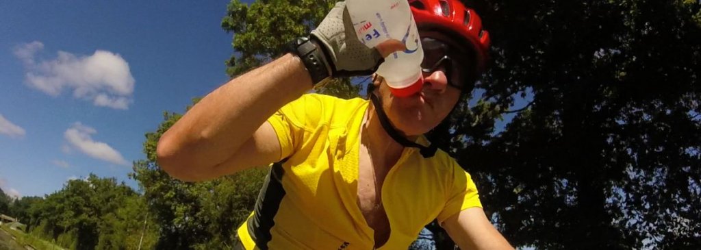 Cyclotourisme et canicule : éviter l’épuisement et le coup de chaleur à vélo