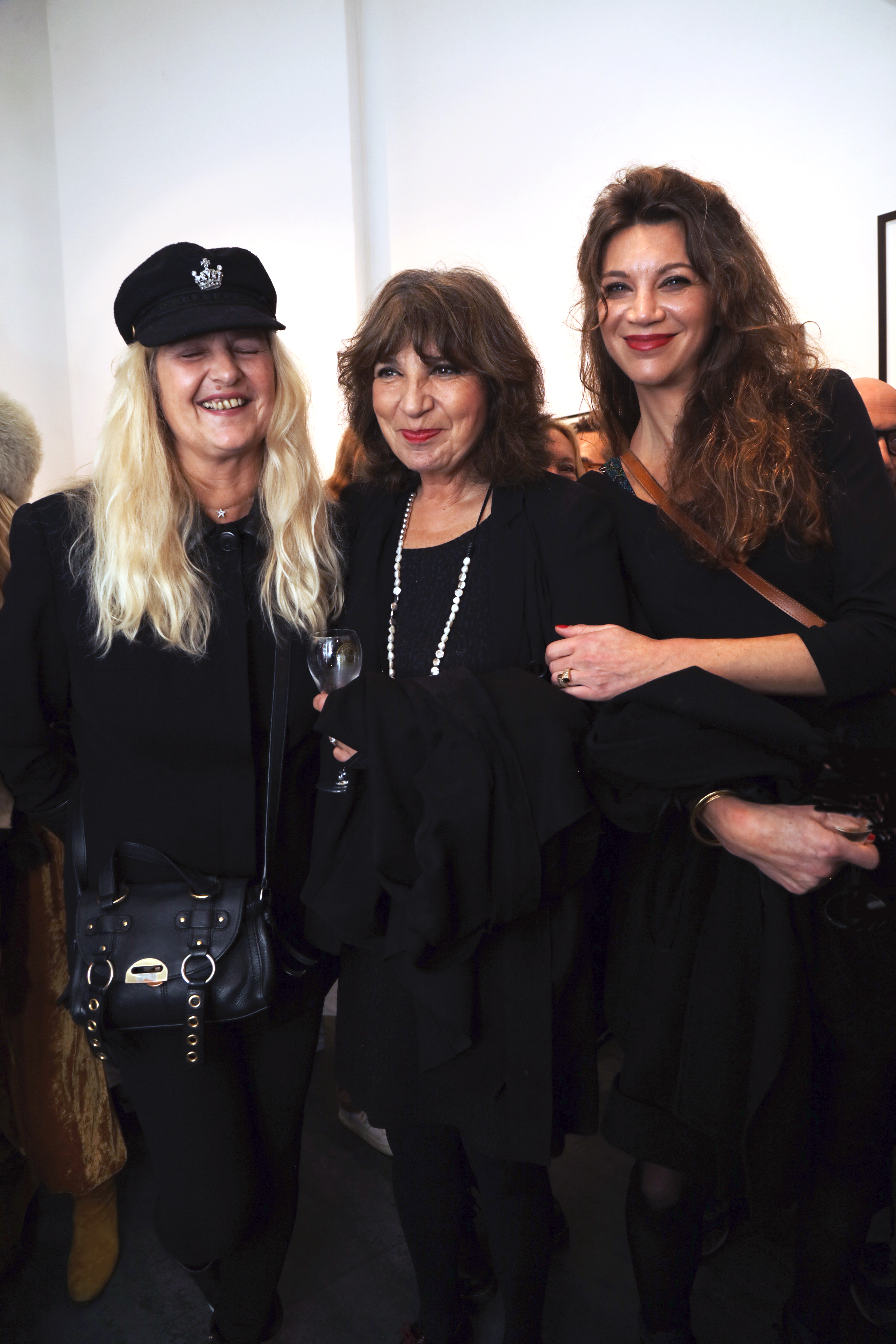 Mark Hachem et Géraldine Beigbede présent Norman Reedus et de présenter l'exposition personnelle de l'artiste à Paris intitulée Live the life you love